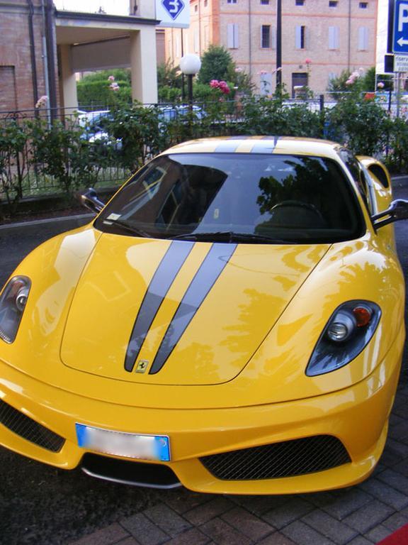 Drake Hotell Maranello Exteriör bild
